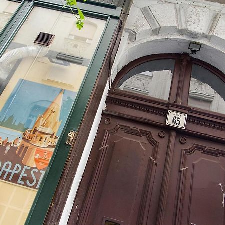 Authentic Akacfa Apartment Budapest Esterno foto