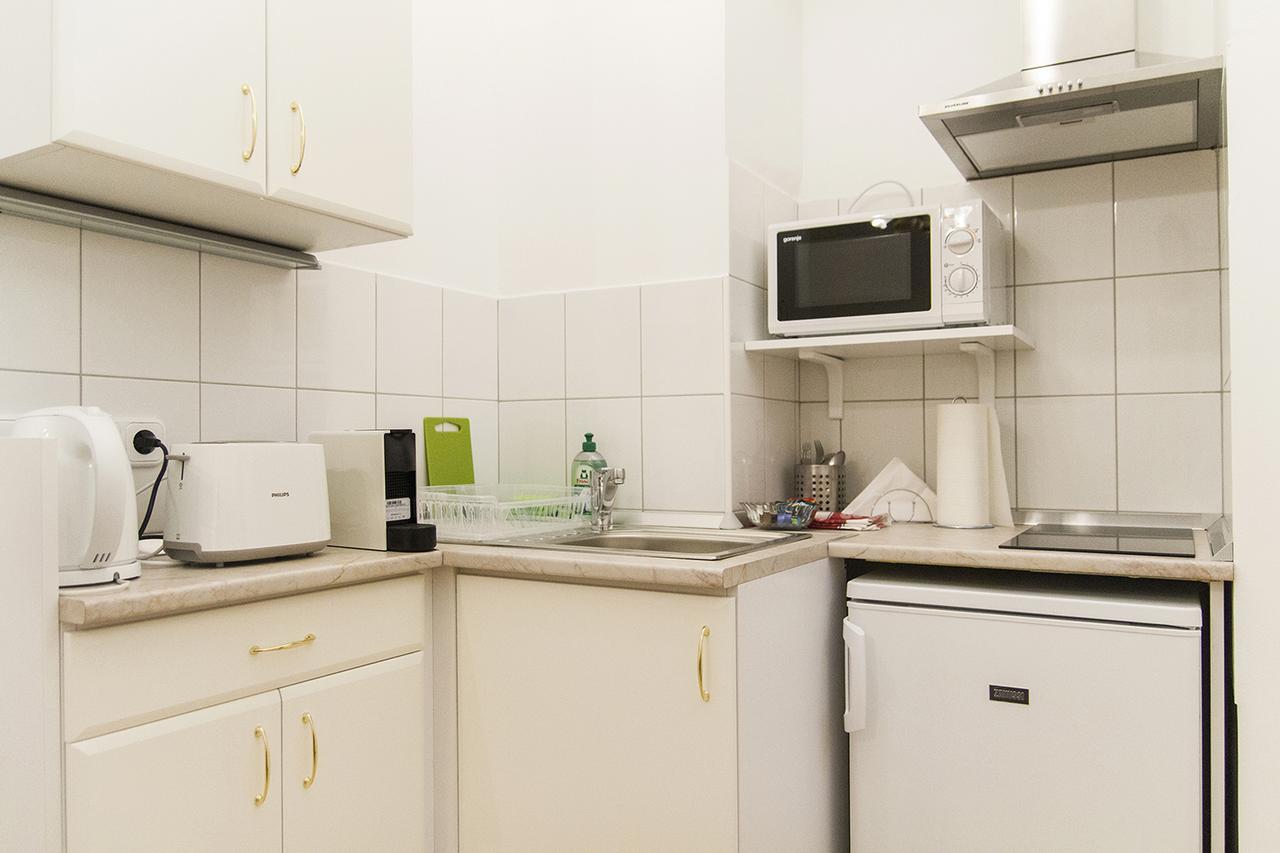Authentic Akacfa Apartment Budapest Esterno foto