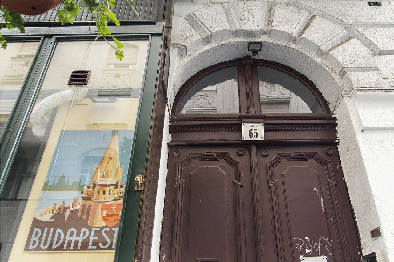 Authentic Akacfa Apartment Budapest Esterno foto