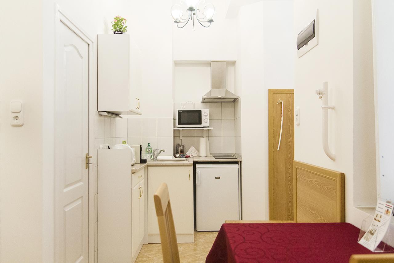 Authentic Akacfa Apartment Budapest Esterno foto
